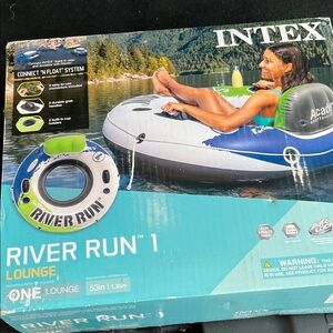 Intex River Run 1 Inflatable Lounge Tube - Blue/Green/Gray